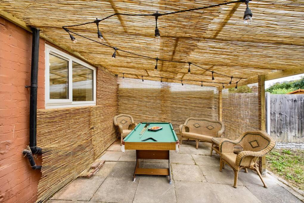 Low Rate For A 4-Bedroom House In Coventry With Free Unlimited Wi-Fi 2 Car Parking 53 Qmc Eksteriør billede